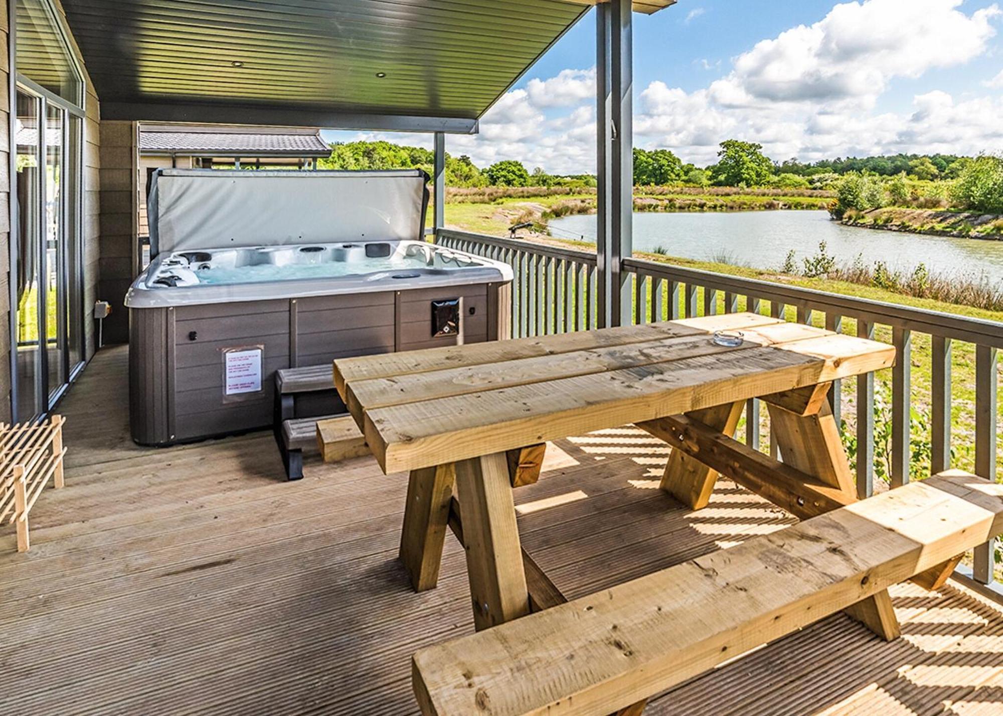 Woodhall Country Park Lodges Woodhall Spa Exterior foto